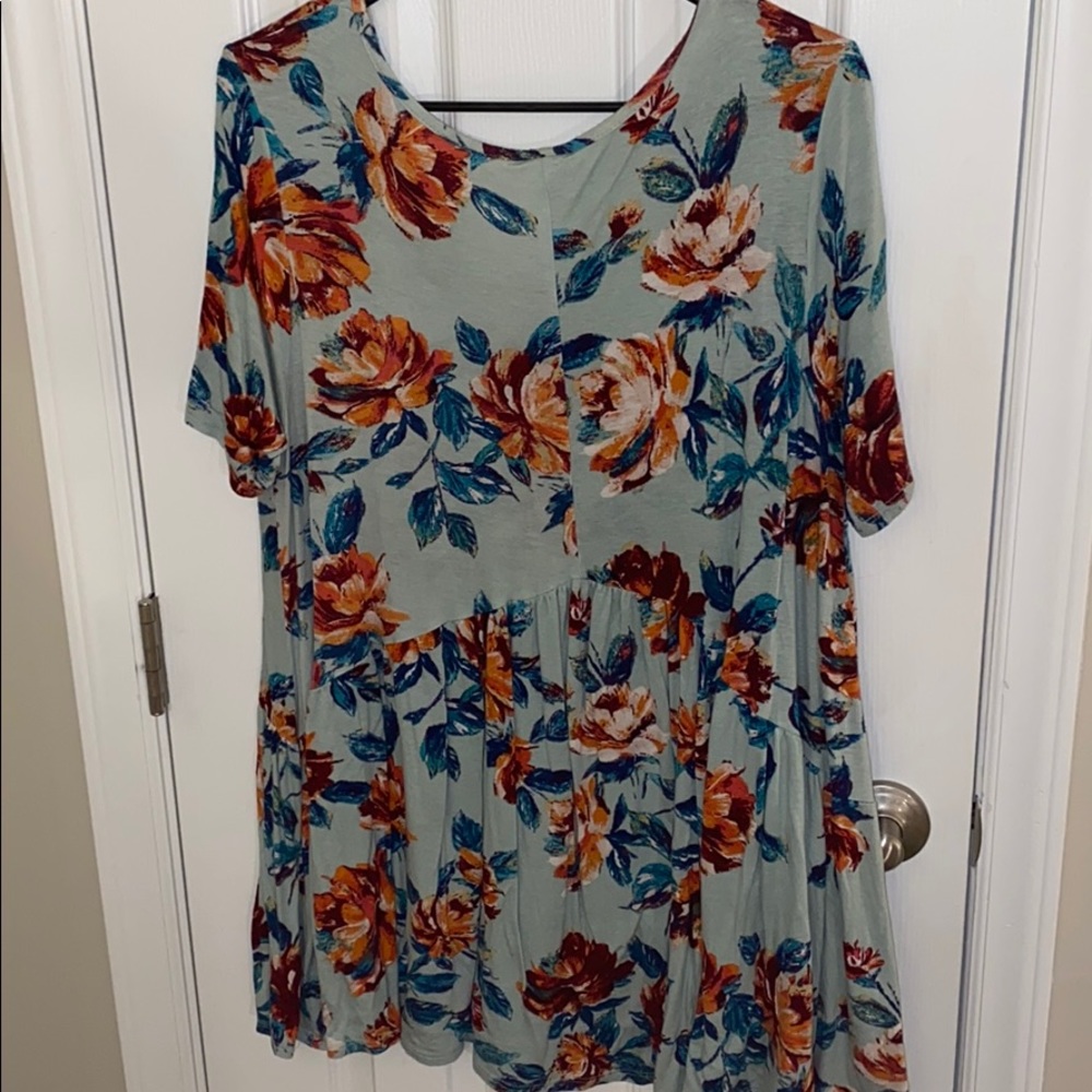 Flora tunic - Picture 2 of 3